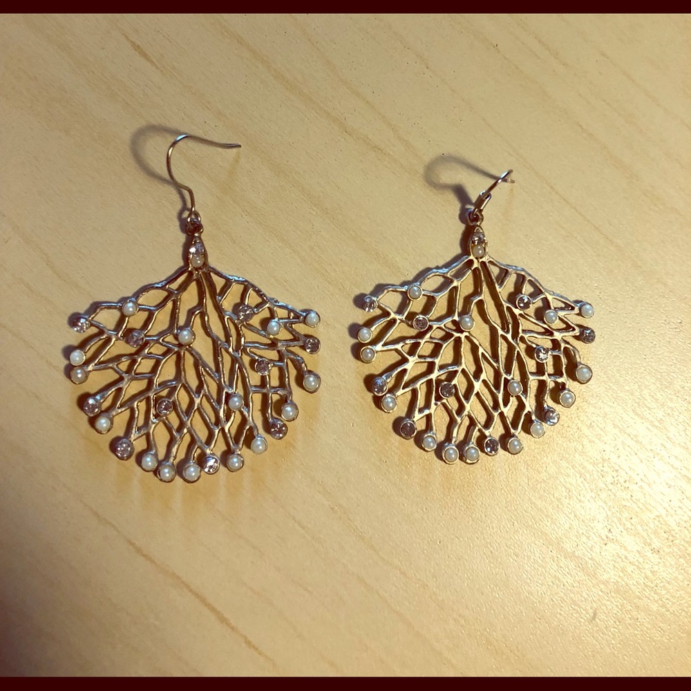 Beautiful White Pearled Web Earrings